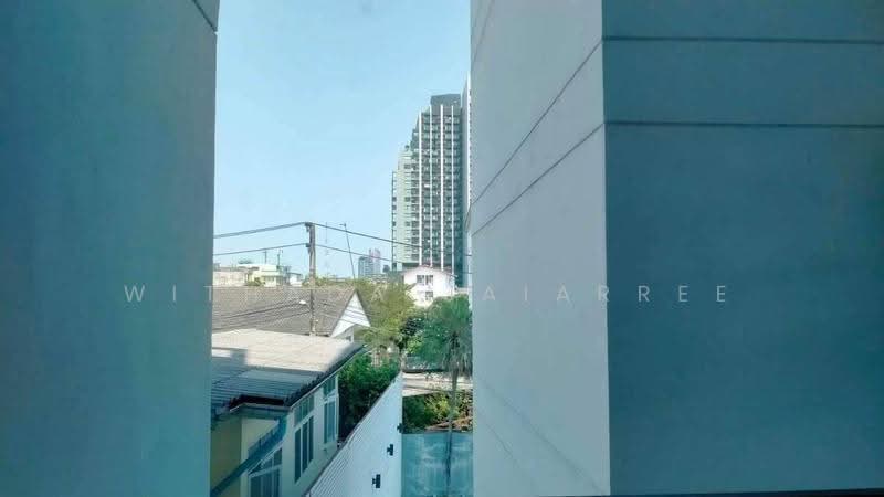 City Room Ratchada-Sutthisan : ซิตี้ รูม รัชดา-สุทธิสาร, กรุงเทพ, 1035/1-2 รัชดาภิเษก ซอย 17 ถนนรัชดาภิเษก, ดินแดง, กรุงเทพ, 34 ตร.ม., คอนโด ขาย, โดย Withada Jaiarree, 500563980 - DDproperty.com