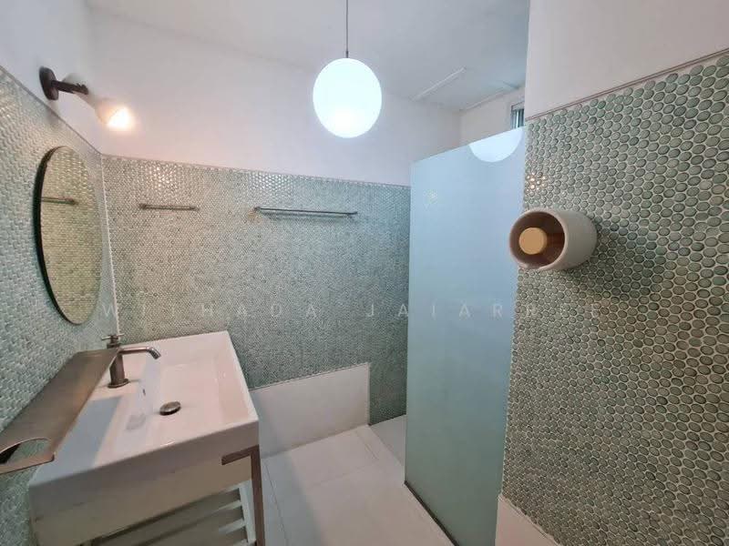 Grand Park View Asoke, Bangkok, 21 Sukhumvit Road, Khlongtoei Nua, Watthana, Bangkok, 2 Bedrooms, 68 sqm, Condo For Sale, by Withada Jaiarree, 500563986 - DDproperty.com