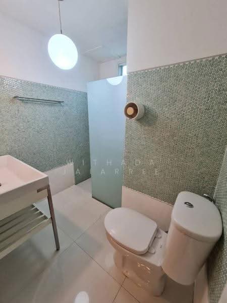 Grand Park View Asoke, Bangkok, 21 Sukhumvit Road, Khlongtoei Nua, Watthana, Bangkok, 2 Bedrooms, 68 sqm, Condo For Sale, by Withada Jaiarree, 500563986 - DDproperty.com
