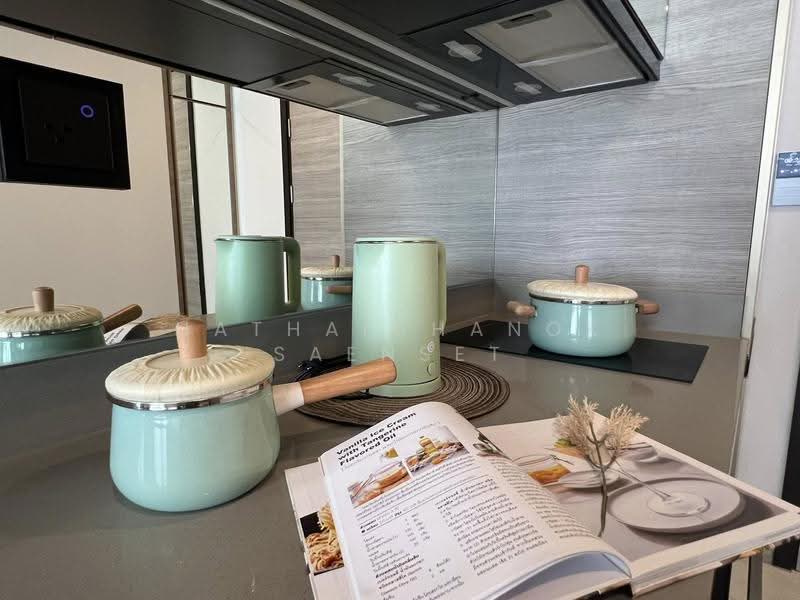 The Crest Park Residences, Bangkok, 1198 Phahonyothin Road, Jom Phon, Chatuchak, Bangkok, 1 Bedroom, 35 sqm, Condo For Rent, by Hathaichanok Saenset, 500564000 - DDproperty.com