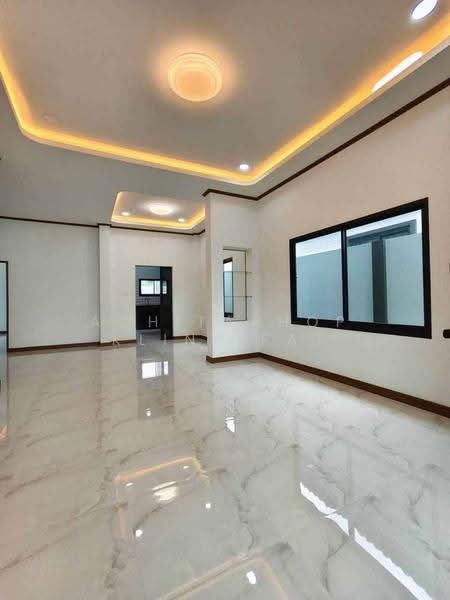 3-BR House, Chon Buri (Pattaya), Poong, Bang Lamung (Pattaya), Chon Buri (Pattaya), 3 Bedrooms, 204 sqm, Single Detached House For Sale, by Achitaphop Klinpipat, 500564003 - DDproperty.com