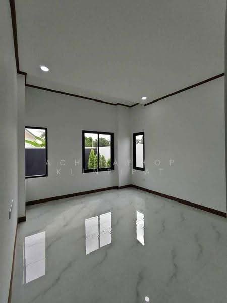 3-BR House, Chon Buri (Pattaya), Poong, Bang Lamung (Pattaya), Chon Buri (Pattaya), 3 Bedrooms, 204 sqm, Single Detached House For Sale, by Achitaphop Klinpipat, 500564003 - DDproperty.com