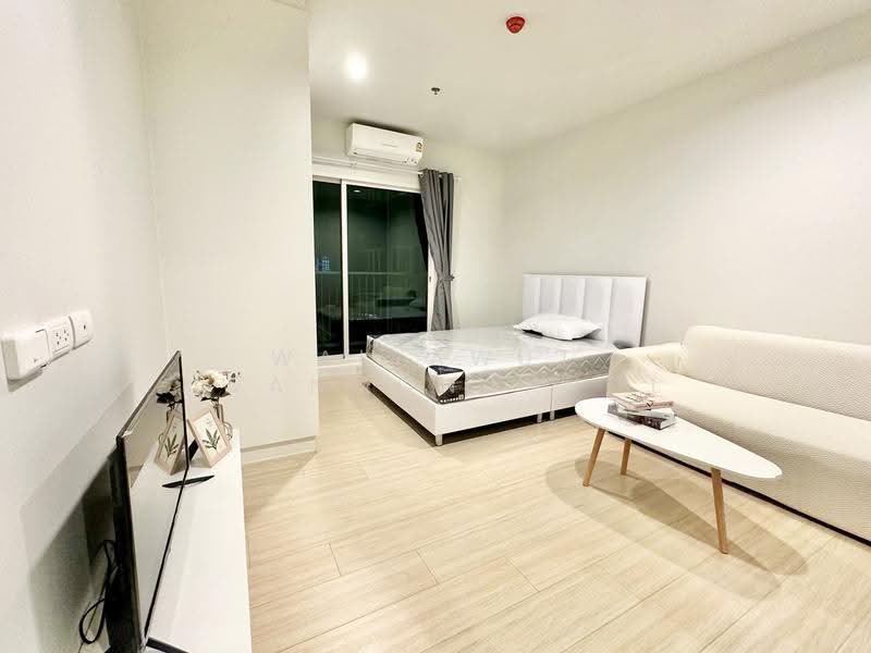 Metro Sky Wutthakat, Bangkok, Thanon Wutthakat, Talat Plu, Thon Buri, Bangkok, 1 Bedroom, 26 sqm, Condo For Rent, by Waiyawut Kwanmongkhol, 500564023 - DDproperty.com