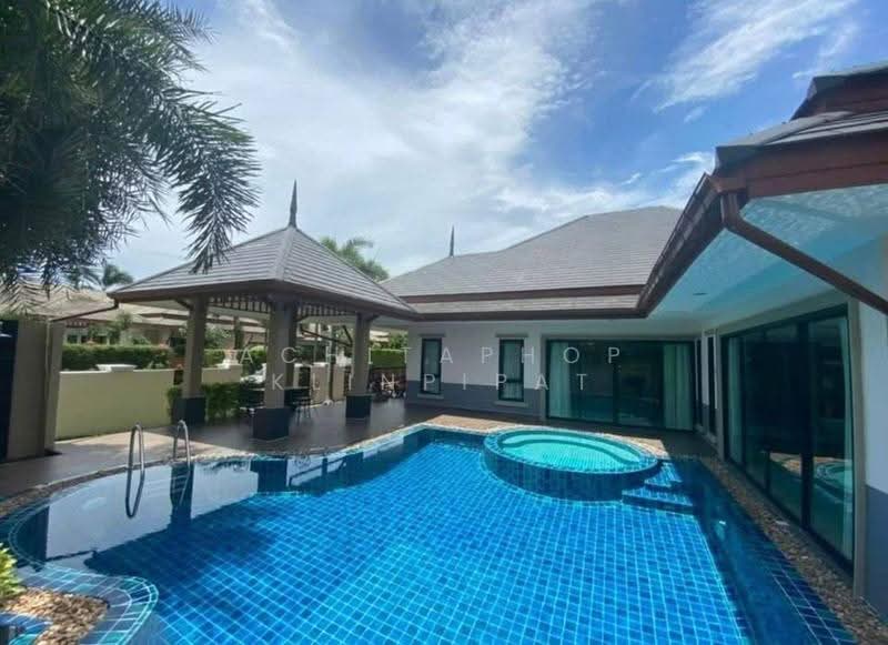 Baan Dusit Pattaya Lake : บ้านดุสิต พัทยา เลค, ชลบุรี, ถนนทางเข้า, ห้วยใหญ่, บางละมุง, ชลบุรี, 350 ตร.ม., วิลล่า ขาย, โดย Achitaphop Klinpipat, 500564033 - DDproperty.com