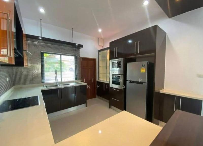 Baan Dusit Pattaya Lake, Chon Buri (Pattaya), Entrance Road, Huai Yai, Bang Lamung (Pattaya), Chon Buri (Pattaya), 3 Bedrooms, 350 sqm, Villa For Sale, by Achitaphop Klinpipat, 500564033 - DDproperty.com