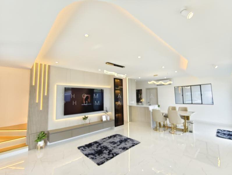 Pruksa Ville 71/2 Laem Chabang-Bang Lamung, Chon Buri (Pattaya), Soi Bang Lamung 3, Bang Lamung, Bang Lamung (Pattaya), Chon Buri (Pattaya), 3 Bedrooms, 136 sqm, Single Detached House For Sale, by Khommaphat Phumbandit, 500564035 - DDproperty.com