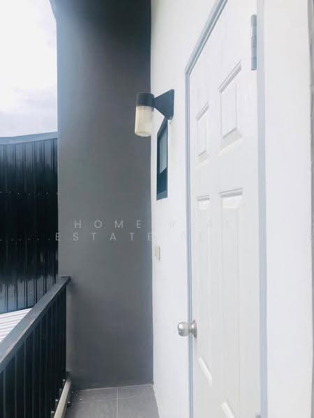 อาคารพาณิชย์ หมู่บ้านเฟิร์น บางแสน ชลบุรี, chon-buri, Nong Khang Khok, Muang Chon Buri, Chon Buri (Pattaya), , 120 sqm, Shophouse For Rent, by HOME Real Estate Service, 500564051 - DDproperty.com
