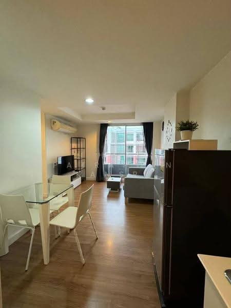 The Kris Ratchada 17, Bangkok, Inthamara 45 Alley, Din Daeng, Bangkok, 2 Bedrooms, 42 sqm, Condo For Rent, by Patraporn Kansri, 500564062 - DDproperty.com