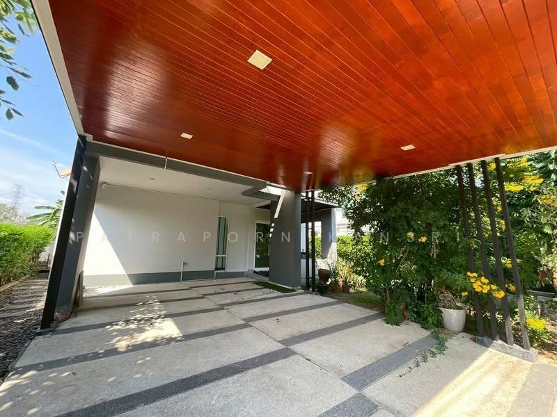 Areeya Como Ladkrabang-Suvarnabhumi, Bangkok, Khum Thong-Lam Toi Ting Road, Khum Thong, Lat Krabang, Bangkok, 4 Bedrooms, 270 sqm, Single Detached House For Sale, by Patraporn Kansri, 500564088 - DDproperty.com