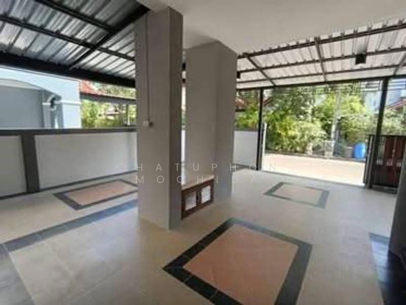 Flora Ville Park City Suwinthawong, Bangkok, Suwinthawong Road, Lam Phak Chi, Nong Chok, Bangkok, 3 Bedrooms, 115 sqm, Single Detached House For Sale, by Chatuphon Mochida, 500564090 - DDproperty.com