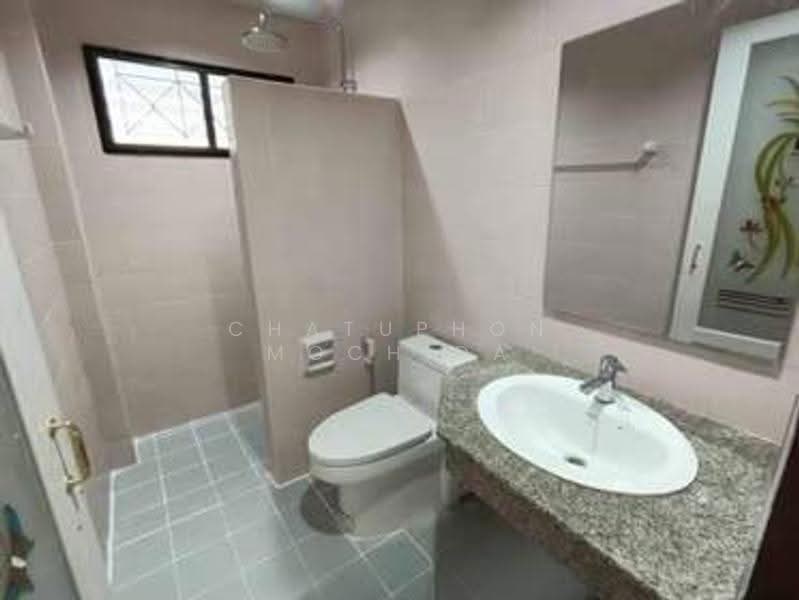 Flora Ville Park City Suwinthawong, Bangkok, Suwinthawong Road, Lam Phak Chi, Nong Chok, Bangkok, 3 Bedrooms, 115 sqm, Single Detached House For Sale, by Chatuphon Mochida, 500564090 - DDproperty.com