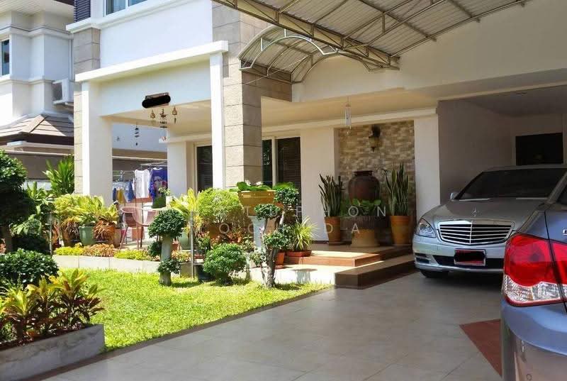5-BR House, Bangkok, Suan Luang, Bangkok, 5 Bedrooms, 385 sqm, Single Detached House For Sale, by Chatuphon Mochida, 500564097 - DDproperty.com
