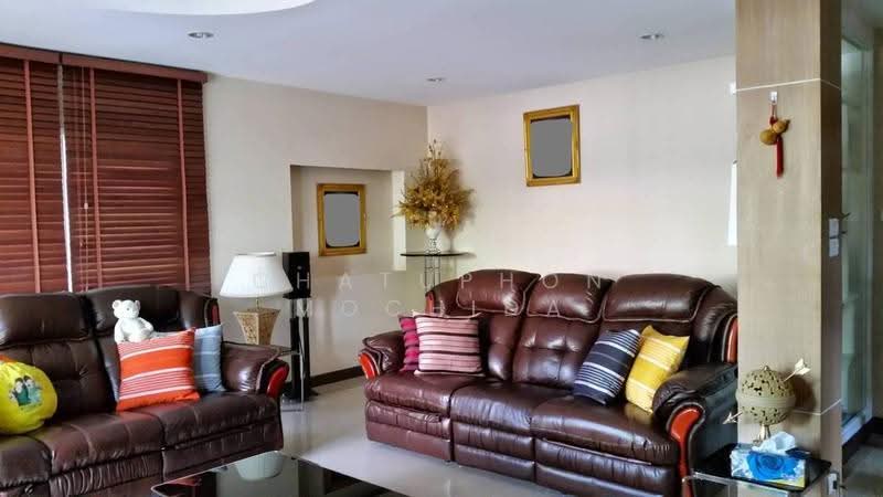 5-BR House, Bangkok, Suan Luang, Bangkok, 5 Bedrooms, 385 sqm, Single Detached House For Sale, by Chatuphon Mochida, 500564097 - DDproperty.com