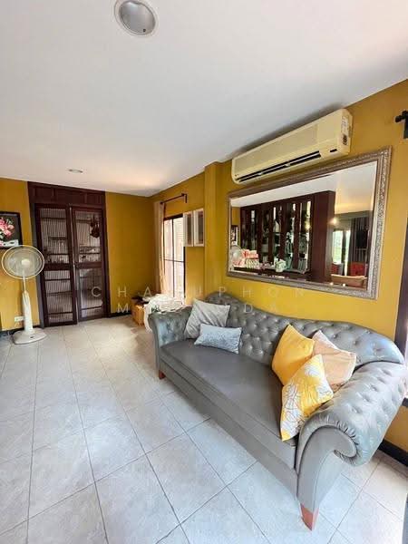 Noble Wana Watcharapol, Bangkok, Watcharaphon Road, Anusaowari, Bang Khen, Bangkok, 4 Bedrooms, 350 sqm, Single Detached House For Sale, by Chatuphon Mochida, 500564107 - DDproperty.com