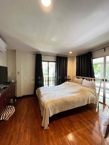 Noble Wana Watcharapol, Bangkok, Watcharaphon Road, Anusaowari, Bang Khen, Bangkok, 4 Bedrooms, 350 sqm, Single Detached House For Sale, by Chatuphon Mochida, 500564107 - DDproperty.com