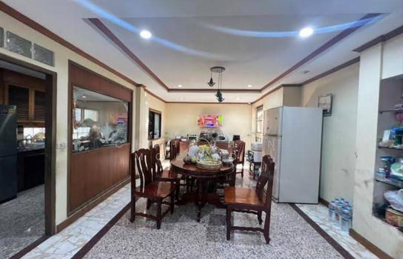5-BR House, Bangkok, Nawamin, Bueng Kum, Bangkok, 5 Bedrooms, 300 sqm, Single Detached House For Sale, by Chatuphon Mochida, 500564123 - DDproperty.com