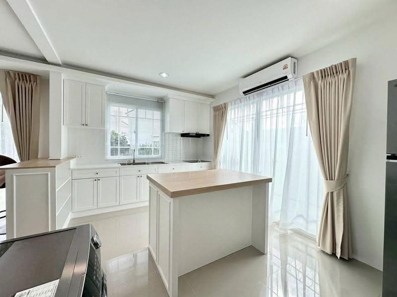 Bristol Park Pattaya, Chon Buri (Pattaya), Moo 10 Pattayaland 13/3, Huai Yai, Bang Lamung (Pattaya), Chon Buri (Pattaya), 3 Bedrooms, 140 sqm, Single Detached House For Sale, by Achitaphop Klinpipat, 500564151 - DDproperty.com