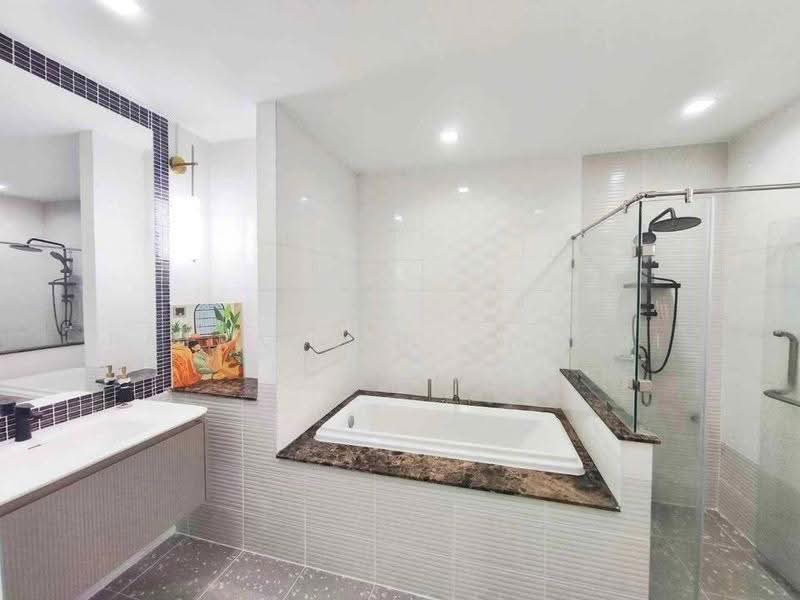 undefined, Bangkok, Sam Wa Tawan Tok, Khlong Sam Wa, Bangkok, 4 Bedrooms, 270 sqm, Single Detached House For Sale, by Patraporn Kansri, 500564152 - DDproperty.com
