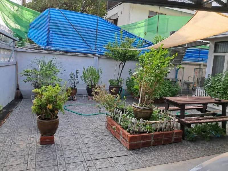 3-BR House, Bangkok, Bang O, Bang Phlat, Bangkok, 3 Bedrooms, 150 sqm, Single Detached House For Sale, by Patraporn Kansri, 500564166 - DDproperty.com