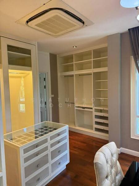 Grand Bangkok Boulevard Rama 9 - Srinakarindra, Bangkok, Krungthep Kritha 17 Alley, Thap Chang, Saphan Sung, Bangkok, 4 Bedrooms, 380 sqm, Single Detached House For Sale, by Chatuphon Mochida, 500564169 - DDproperty.com