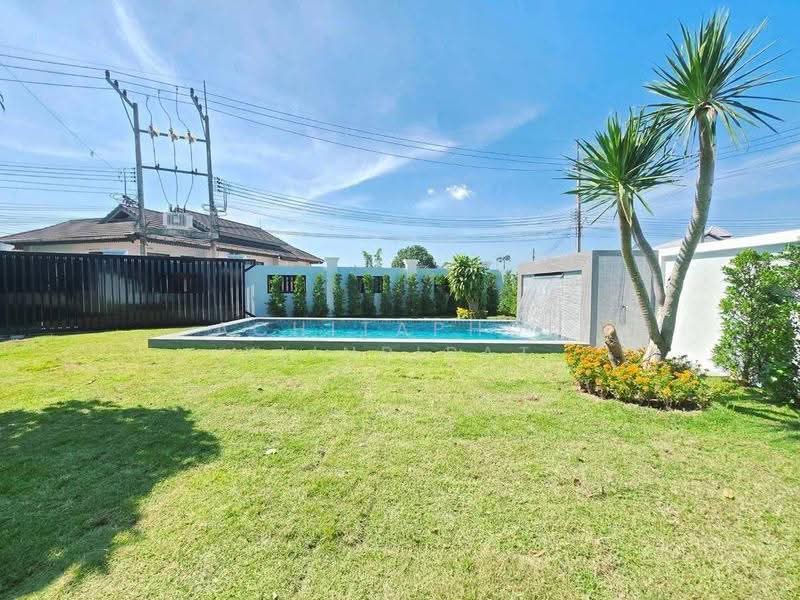 3-BR Villa, Chon Buri (Pattaya), Nong Pru, Bang Lamung (Pattaya), Chon Buri (Pattaya), 3 Bedrooms, 400 sqm, Villa For Sale, by Sujika Puangngern, 500564173 - DDproperty.com