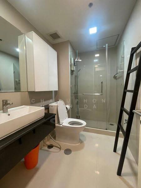 Nusasiri Grand, Bangkok, Soi Sukhumvit 42, Phra Kanong, Khlong Toei, Bangkok, 1 Bedroom, 42 sqm, Condo For Rent, by Chatuphon Mochida, 500564183 - DDproperty.com