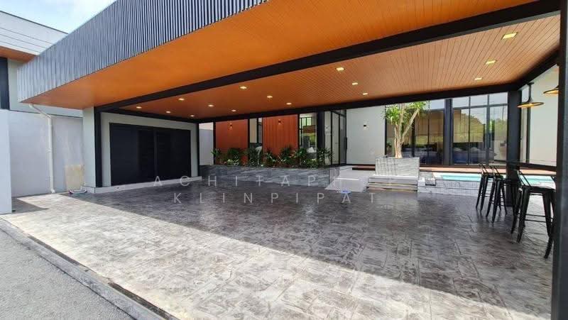 4-BR House, Chon Buri (Pattaya), Nong Pru, Bang Lamung (Pattaya), Chon Buri (Pattaya), 4 Bedrooms, 321 sqm, Single Detached House For Sale, by Sujika Puangngern, 500564216 - DDproperty.com