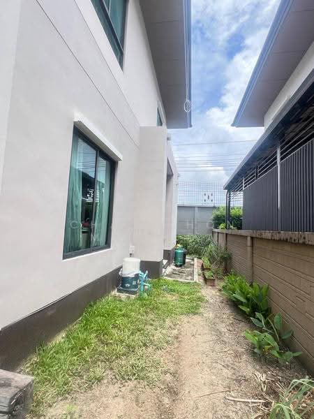 Setthasiri Onnut-Srinakarin, Bangkok, Chaloem Phrakiat Ratchakan Thi 9 Road, Prawet, Bangkok, 4 Bedrooms, 194 sqm, Single Detached House For Sale, by Chatuphon Mochida, 500564230 - DDproperty.com