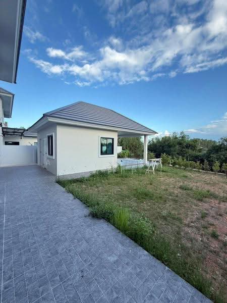5-BR House, Surat Thani, Bang Kung, Muang Surat Thani, Surat Thani, 5 Bedrooms, 388 sqm, Single Detached House For Sale, by Achitaphop Klinpipat, 500564232 - DDproperty.com