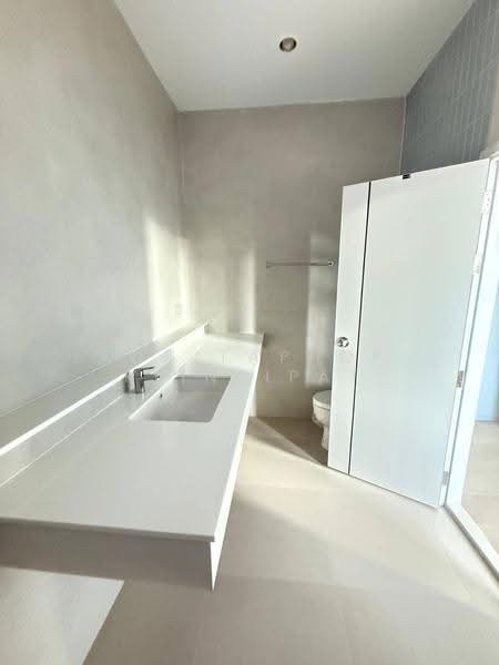 5-BR House, Surat Thani, Bang Kung, Muang Surat Thani, Surat Thani, 5 Bedrooms, 388 sqm, Single Detached House For Sale, by Achitaphop Klinpipat, 500564232 - DDproperty.com