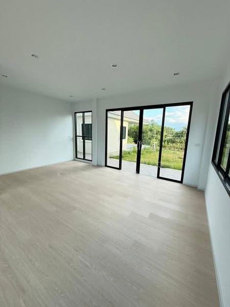 บ้าน 5-ห้องนอน, สุราษฎร์ธานี, บางกุ้ง, เมืองสุราษฎร์ธานี, สุราษฎร์ธานี, 492 ตร.ม., บ้านเดี่ยว ขาย, โดย Achitaphop Klinpipat, 500564233 - DDproperty.com