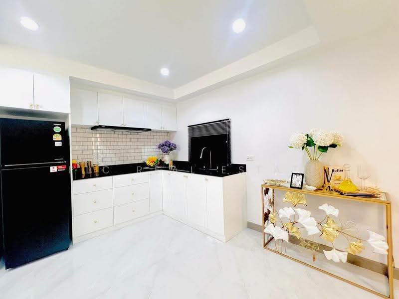 3 Bedroom Townhouse for Sale Siam Country Club East Pattaya, chon-buri, Bang Lamung, Bang Lamung (Pattaya), Chon Buri (Pattaya), 3 Bedrooms, 260 sqm, Townhouse For Sale, by PLC real estate, 500564300 - DDproperty.com