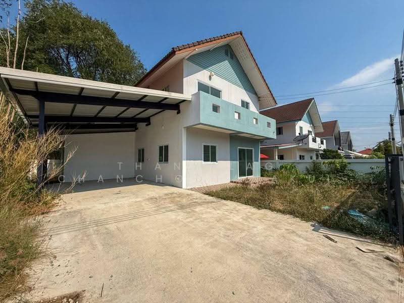 3-BR House, Chon Buri (Pattaya), Surasak, Si Racha, Chon Buri (Pattaya), 3 Bedrooms, 300 sqm, Single Detached House For Sale, by Thanyalag Chanchodtanakul, 500564323 - DDproperty.com