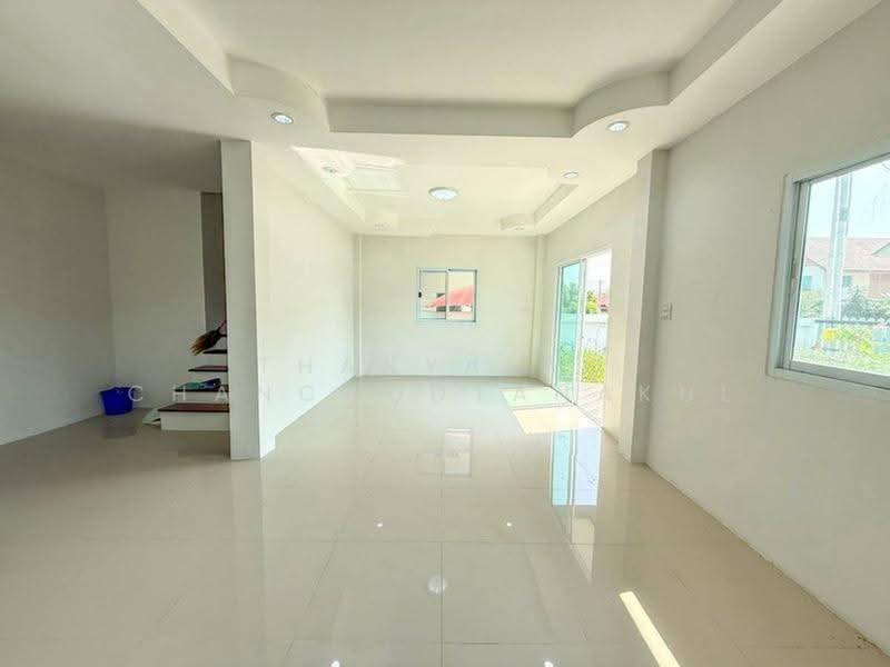 3-BR House, Chon Buri (Pattaya), Surasak, Si Racha, Chon Buri (Pattaya), 3 Bedrooms, 300 sqm, Single Detached House For Sale, by Thanyalag Chanchodtanakul, 500564323 - DDproperty.com
