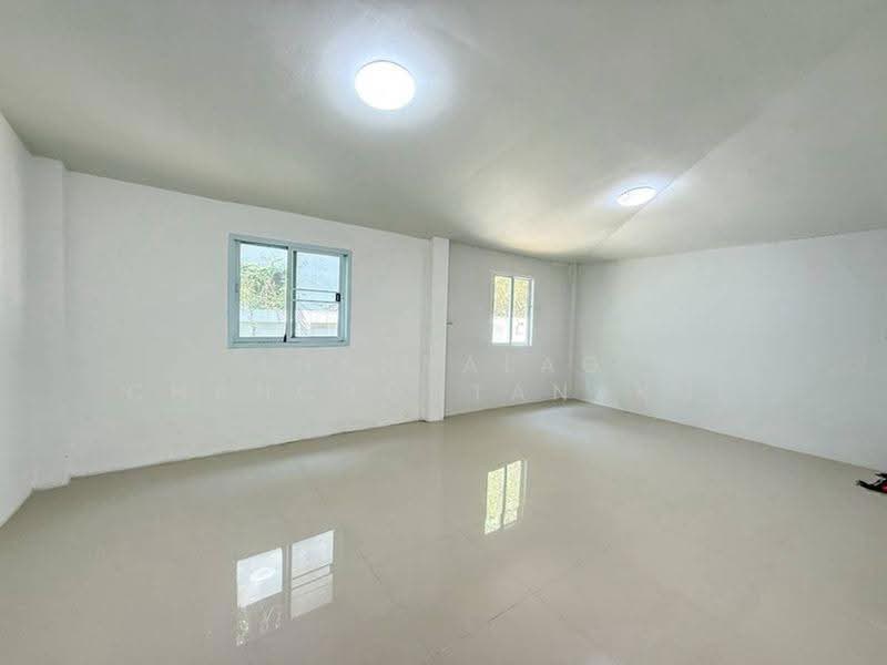 3-BR House, Chon Buri (Pattaya), Surasak, Si Racha, Chon Buri (Pattaya), 3 Bedrooms, 300 sqm, Single Detached House For Sale, by Thanyalag Chanchodtanakul, 500564323 - DDproperty.com