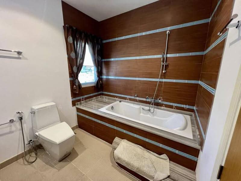 undefined, Chon Buri (Pattaya), Nong Pru, Bang Lamung (Pattaya), Chon Buri (Pattaya), 7 Bedrooms, 400 sqm, Single Detached House For Sale, by Thanyalag Chanchodtanakul, 500564343 - DDproperty.com