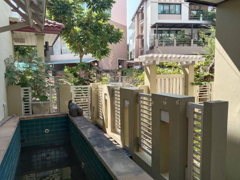 ทำเล MRT สุทธิสาร รัชดา 18 ให้เช่าบ้านเดี่ยว 3 ชั้นมุม บ้านพร้อมอยู่ ทำเลดี, Bangkok, รัชดาภิเษก, Samsen Nok, Huai Khwang, Bangkok, 4 Bedrooms, 300 sqm, Single Detached House For Rent, by บุษบา รัตนวงษ์ชัย, 500564357 - DDproperty.com