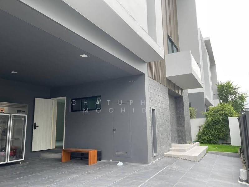 Nantawan Rama 9 Srinakarin, Bangkok, 888 Krung Thep Kritha Rd, Saphan Sung, Bangkok, 4 Bedrooms, 380 sqm, Single Detached House For Rent, by Chatuphon Mochida, 500564364 - DDproperty.com