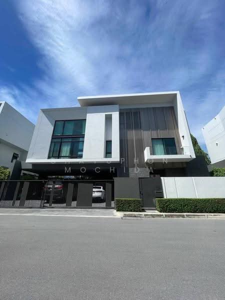 Nantawan Rama 9 Srinakarin, Bangkok, 888 Krung Thep Kritha Rd, Saphan Sung, Bangkok, 4 Bedrooms, 380 sqm, Single Detached House For Sale, by Chatuphon Mochida, 500564373 - DDproperty.com
