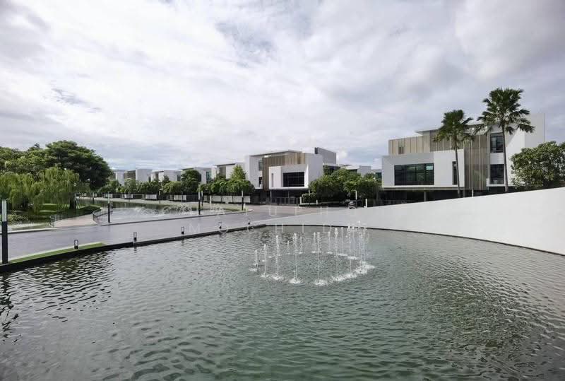 Nantawan Rama 9 Srinakarin, Bangkok, 888 Krung Thep Kritha Rd, Saphan Sung, Bangkok, 4 Bedrooms, 380 sqm, Single Detached House For Sale, by Chatuphon Mochida, 500564373 - DDproperty.com