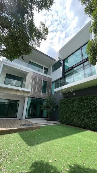 Nantawan Rama 9 Srinakarin, Bangkok, 888 Krung Thep Kritha Rd, Saphan Sung, Bangkok, 4 Bedrooms, 380 sqm, Single Detached House For Sale, by Chatuphon Mochida, 500564373 - DDproperty.com