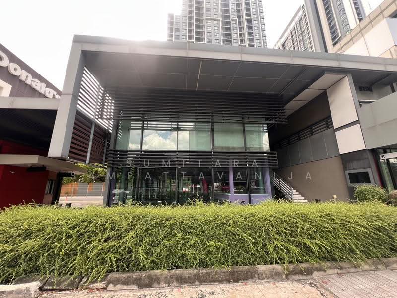 Space for rent Ratchadaphisek, Bangkok, Din Daeng, Bangkok, , 127 sqm, Retail Space For Rent, by Sumitara Sampattavanija, 500564390 - DDproperty.com