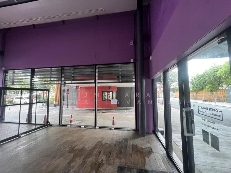 Space for rent Ratchadaphisek, Bangkok, Din Daeng, Bangkok, , 127 sqm, Retail Space For Rent, by Sumitara Sampattavanija, 500564390 - DDproperty.com