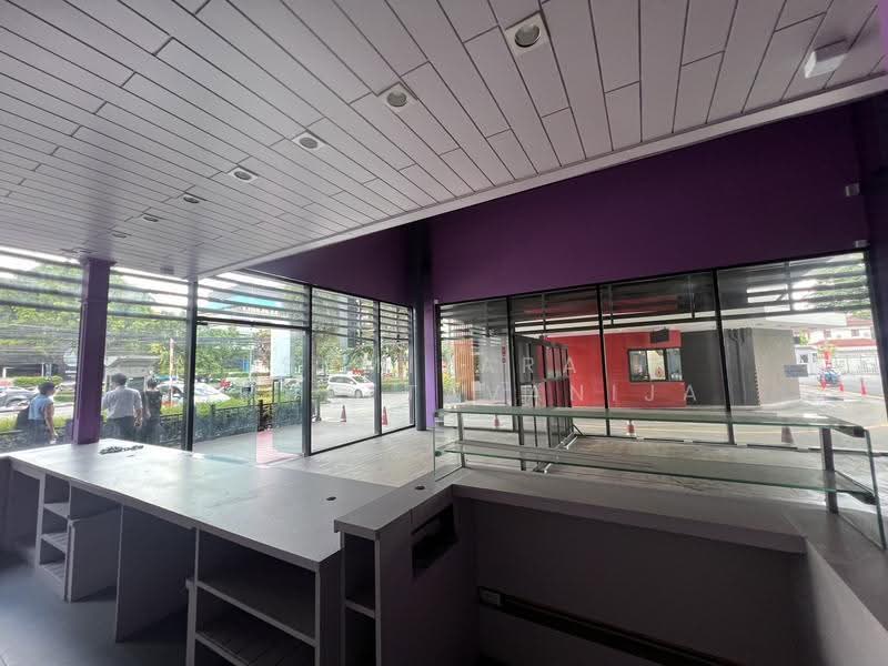 Space for rent Ratchadaphisek, Bangkok, Din Daeng, Bangkok, , 127 sqm, Retail Space For Rent, by Sumitara Sampattavanija, 500564390 - DDproperty.com