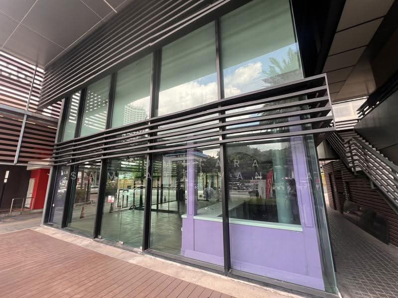 Space for rent Ratchadaphisek, Bangkok, Din Daeng, Bangkok, , 127 sqm, Retail Space For Rent, by Sumitara Sampattavanija, 500564390 - DDproperty.com