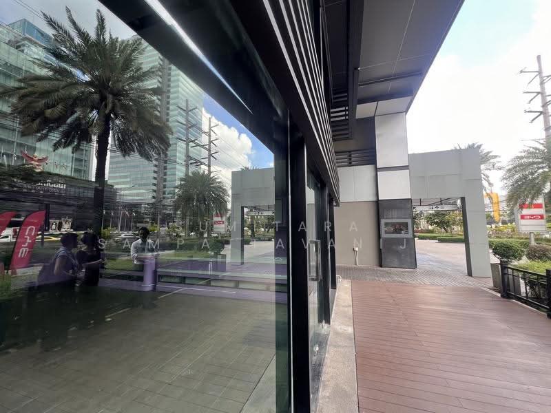 Space for rent Ratchadaphisek, Bangkok, Din Daeng, Bangkok, , 127 sqm, Retail Space For Rent, by Sumitara Sampattavanija, 500564390 - DDproperty.com