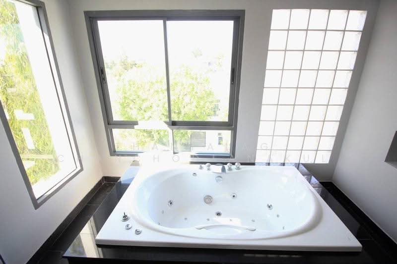 undefined, Prachuap Khiri Khan, Hua Hin, Prachuap Khiri Khan, 5 Bedrooms, 750 sqm, Single Detached House For Sale, by Thanyalag Chanchodtanakul, 500564391 - DDproperty.com