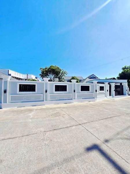 undefined, Chon Buri (Pattaya), Nong Pru, Bang Lamung (Pattaya), Chon Buri (Pattaya), 5 Bedrooms, 400 sqm, Single Detached House For Sale, by Thanyalag Chanchodtanakul, 500564400 - DDproperty.com