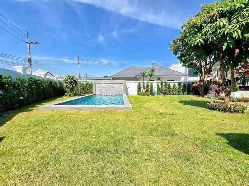 undefined, Chon Buri (Pattaya), Nong Pru, Bang Lamung (Pattaya), Chon Buri (Pattaya), 5 Bedrooms, 400 sqm, Single Detached House For Sale, by Thanyalag Chanchodtanakul, 500564400 - DDproperty.com