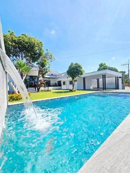 Impress House Village, Chon Buri (Pattaya), Nong Pru, Bang Lamung (Pattaya), Chon Buri (Pattaya), 5 Bedrooms, 495 sqm, Single Detached House For Sale, by Thanyalag Chanchodtanakul, 500564404 - DDproperty.com